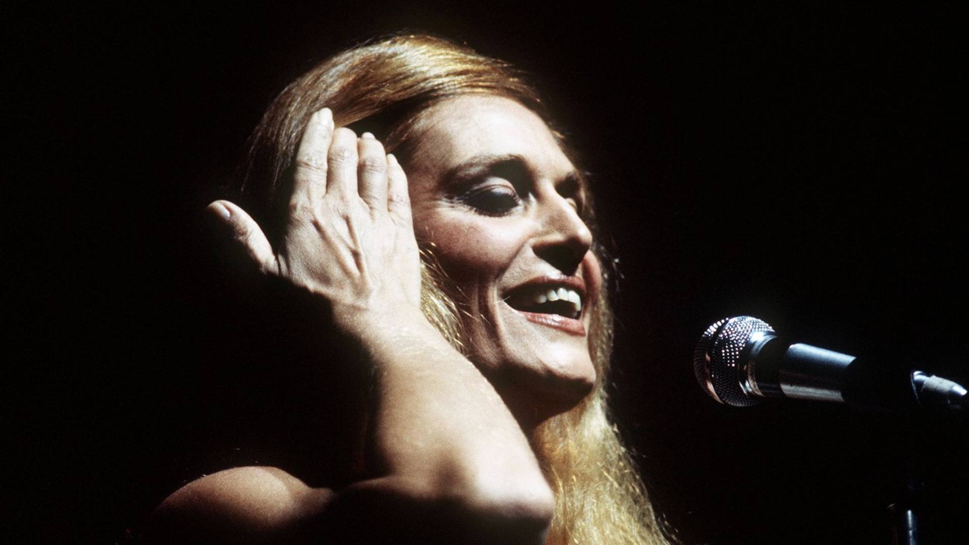 Dalida nam je podarila pesme veće od života koji je sebi oduzela