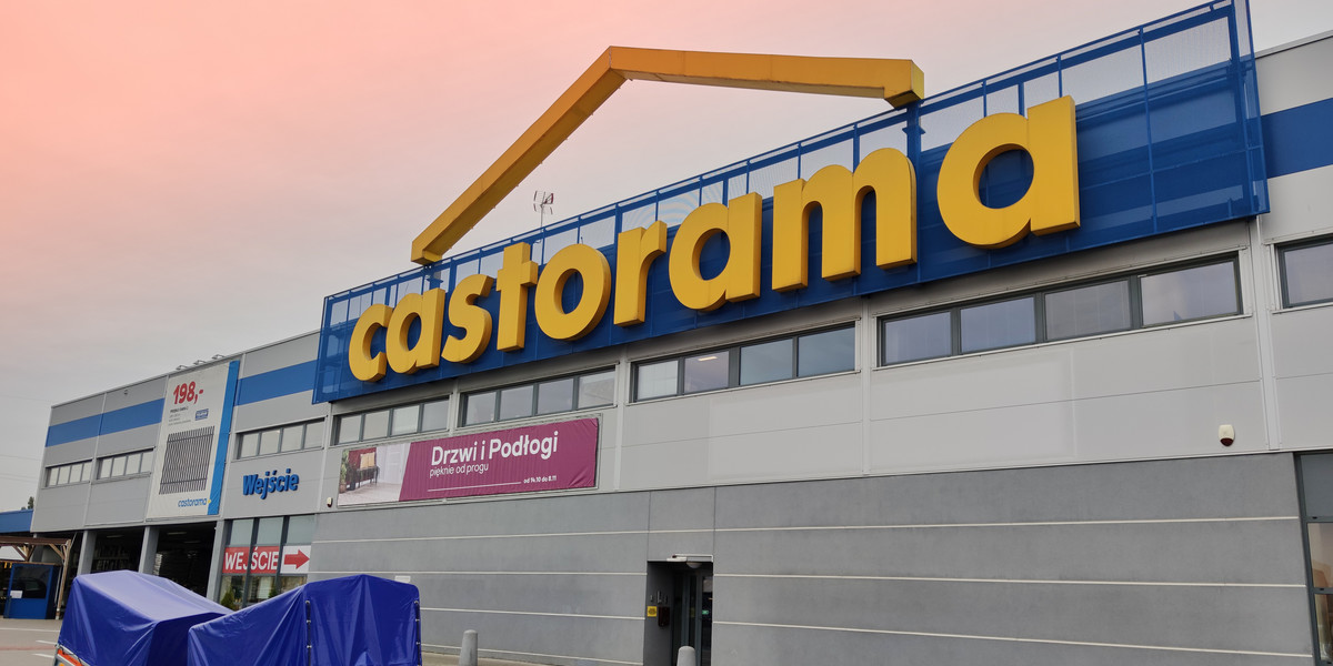 Castorama sprzedaje swoje produkty przez internet i telefon, na parkingach.