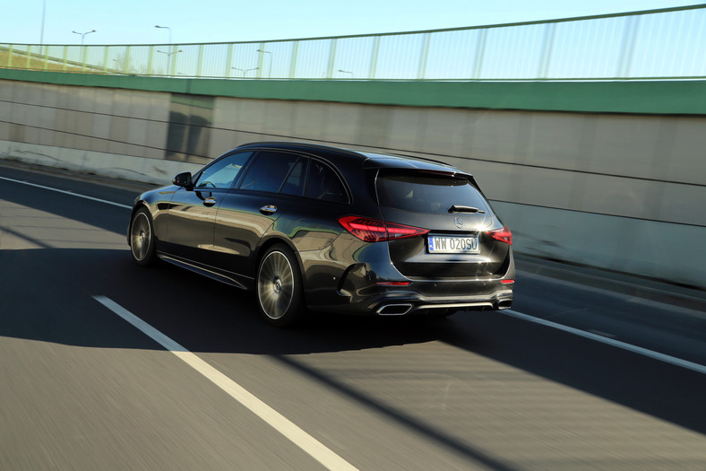 Mercedes C 200 Kombi (2022 r., 5. generacja, S 206)