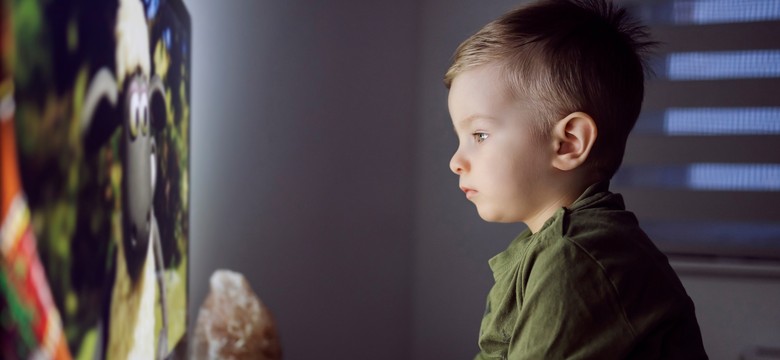Twoje dziecko ogląda telewizję? Naukowcy mają bardzo złe wieści