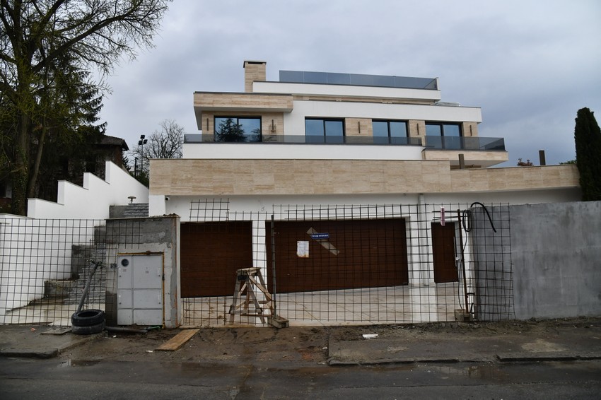 Haris Džinović kuća