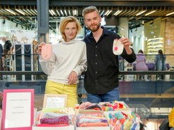 Agata Buzek ma nową fryzurę i wciąż kocha naturalny wygląd