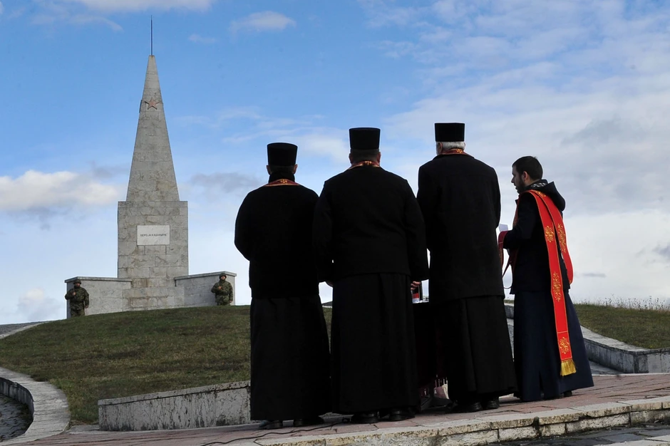Opelo braniocima Užica služili sveštenici SPC