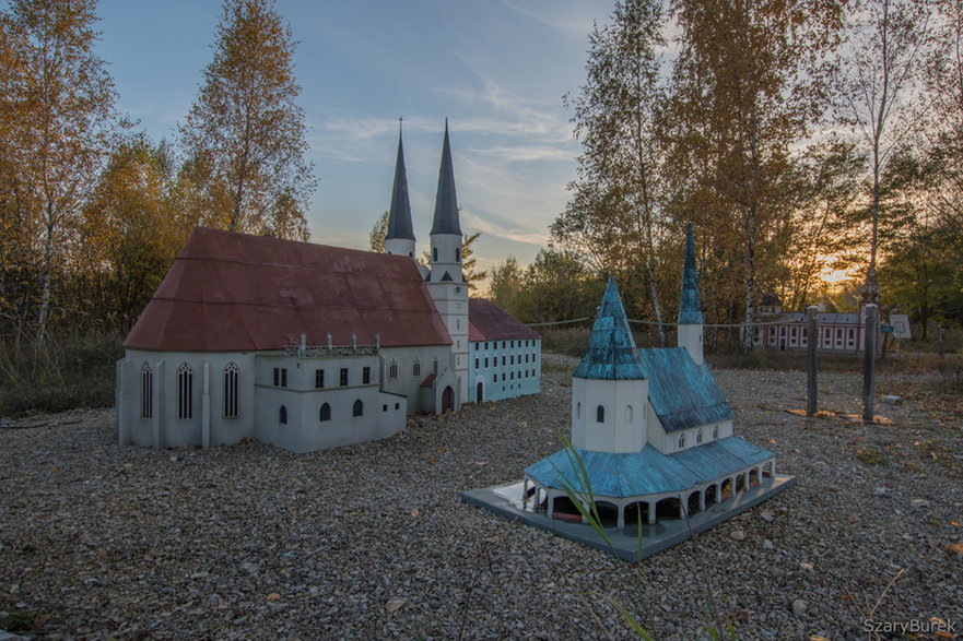 Opuszczony Park Miniatur Sakralnych w Częstochowie. Październik 2021