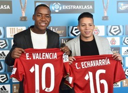 Lotto Ekstraklasa: Wisła zaprezentowała nowych piłkarzy. Valencia i Echavarria powitani pod Wawelem