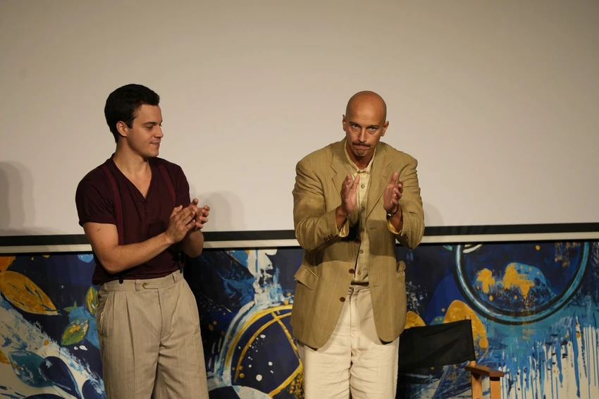 Džepovi puni kamenja