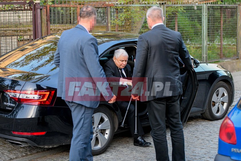 Jarosław Kaczyński uciekł spod noża?