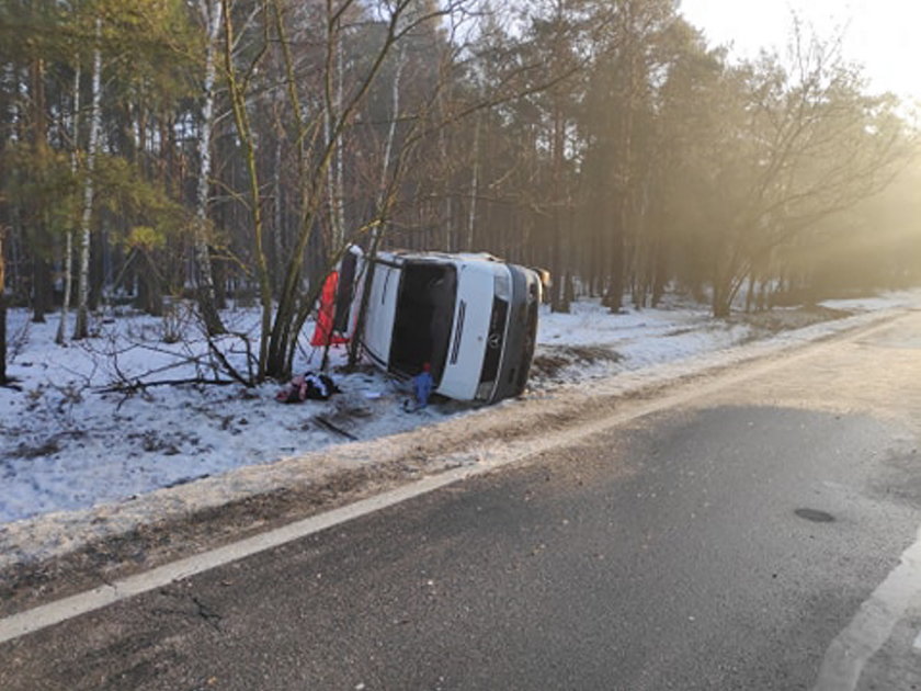 Dramatyczny wypadek pod Sieradzem. Nie żyje kobieta