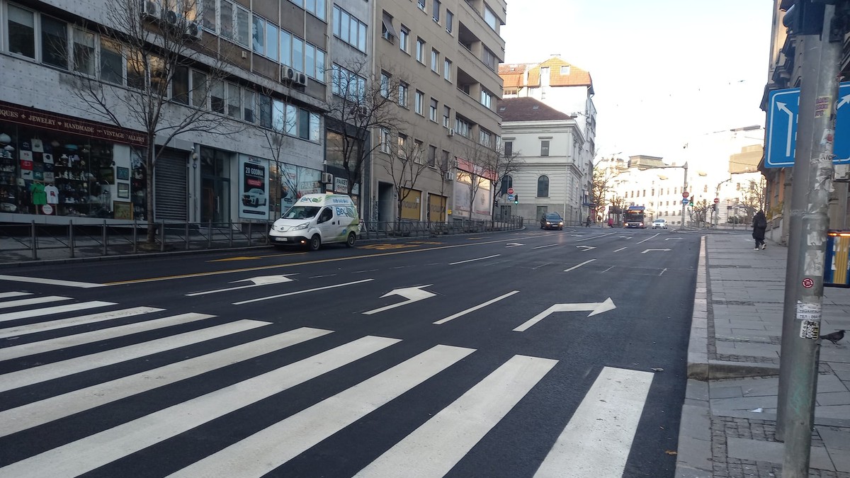  Da li se isplati nada u "pucanje balona"?