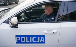 65 aut dla policji. Tak wyglądają NOWE nieoznakowane radiowozy. Zobacz, gdzie pojawią się na drogach