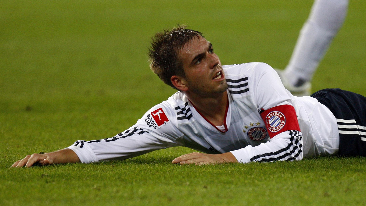 Kapitan reprezentacji Niemiec, Philipp Lahm nie zagra w środowym meczu towarzyskim z Francją. Obrońca Bayernu Monachium nabawił się kontuzji kolana.