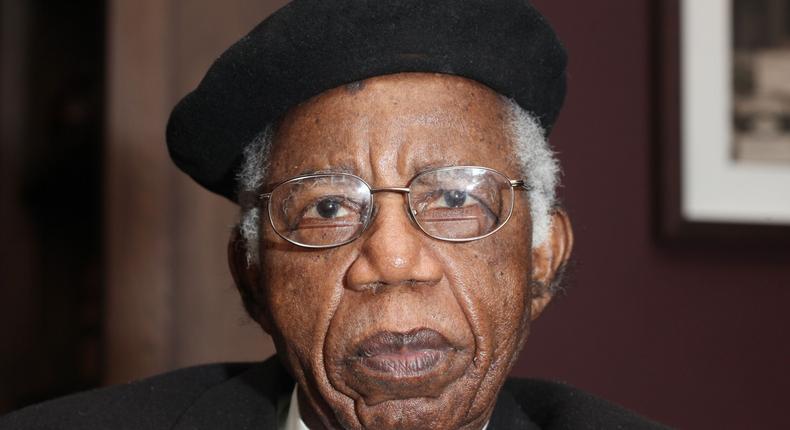 Chinua Achebe [thoughtco]