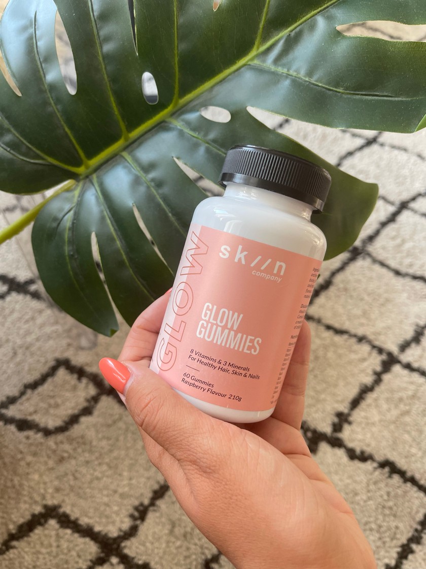 Natürliche und vegane Supplements mit Himbeergeschmack von Skiin Company für 33 Franken. 