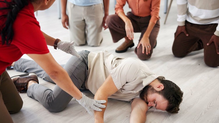 görcsroham le lehet nyelvi nyelvet