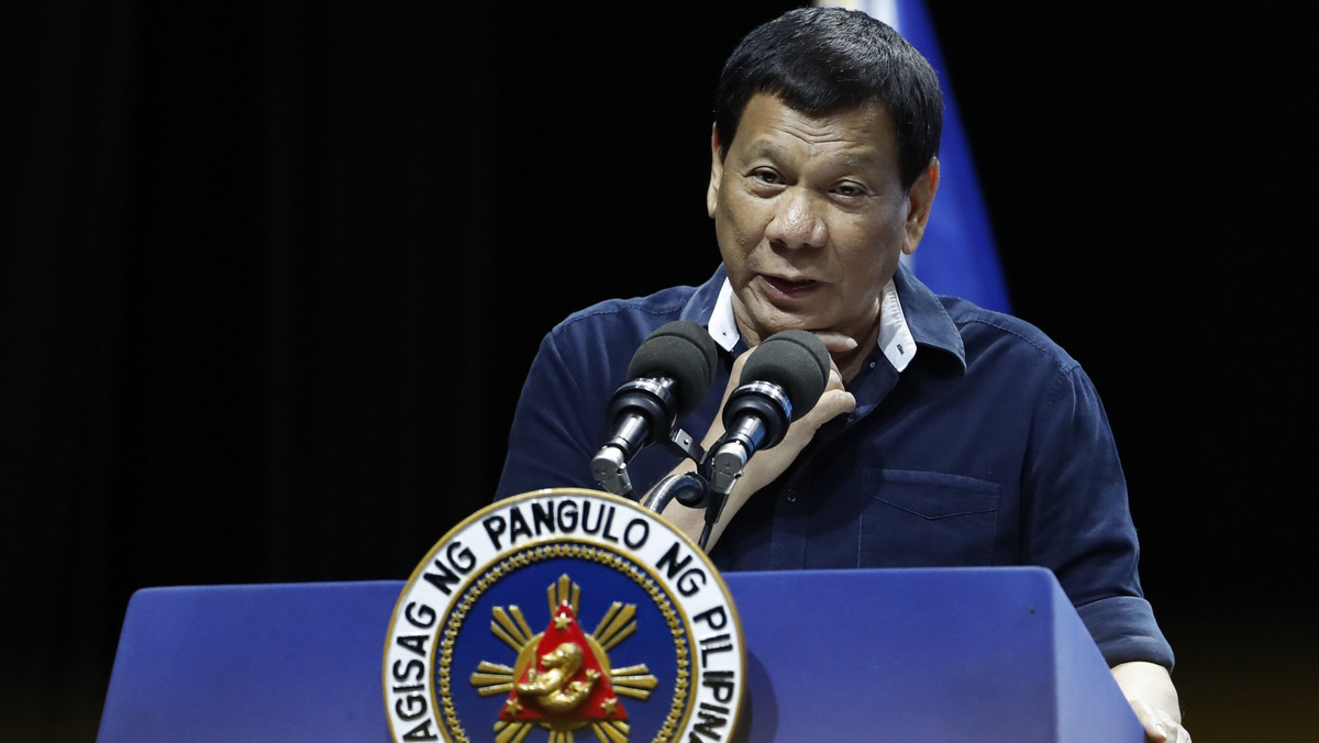 Władze Filipin wyraziły "poważne zaniepokojenie" obecnością chińskich bombowców nad Morzem Południowochińskim. Filipińska dyplomacja podjęła "odpowiednie kroki" w tej sprawie – poinformował rzecznik prezydenta Filipin Rodrigo Dutertego.