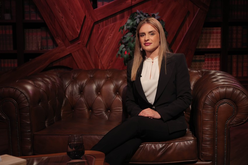 Milica Đurđević Stamenkovski, emisija "Na terapiji sa Slavicom Đukić Dejanović"