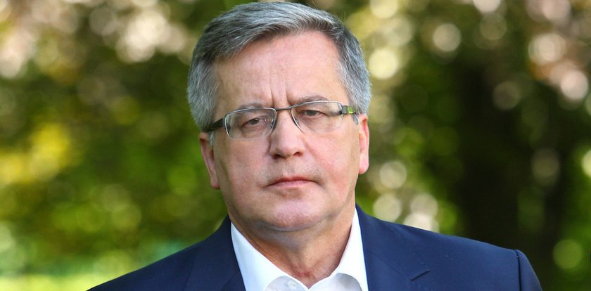 Komorowski chce być jak Wałęsa