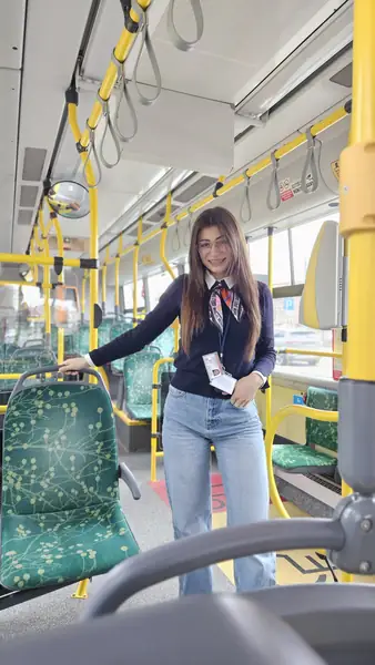 &quot;Do moich zadań należy nie tylko kierowanie autobusem&quot;