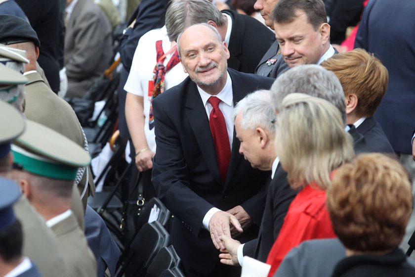 Trwają piątkowe obchody 71 rocznicy wybuchu Powstania Warszawskiego