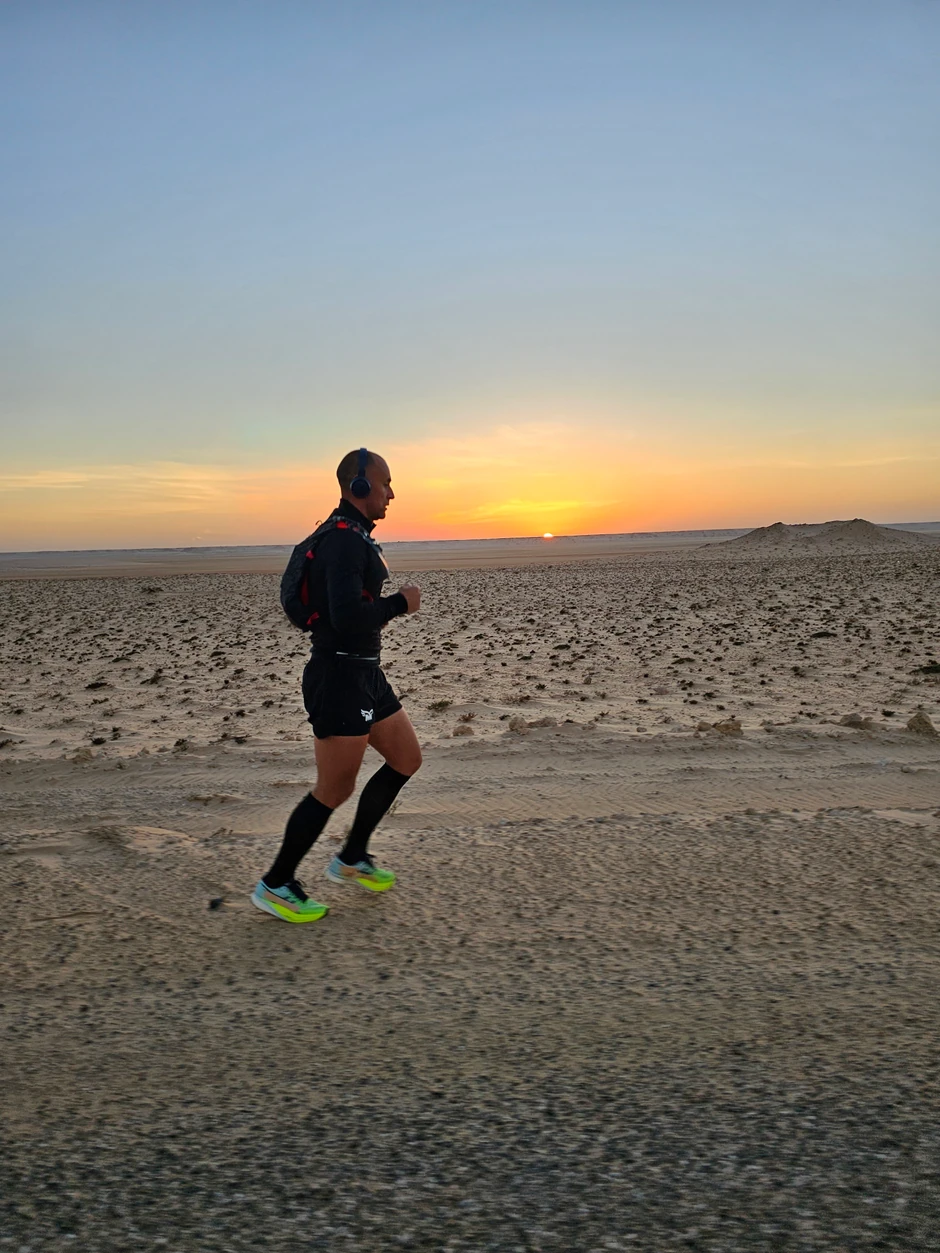 Marko Nikolić trči 1.600 kilometara kroz pustinju