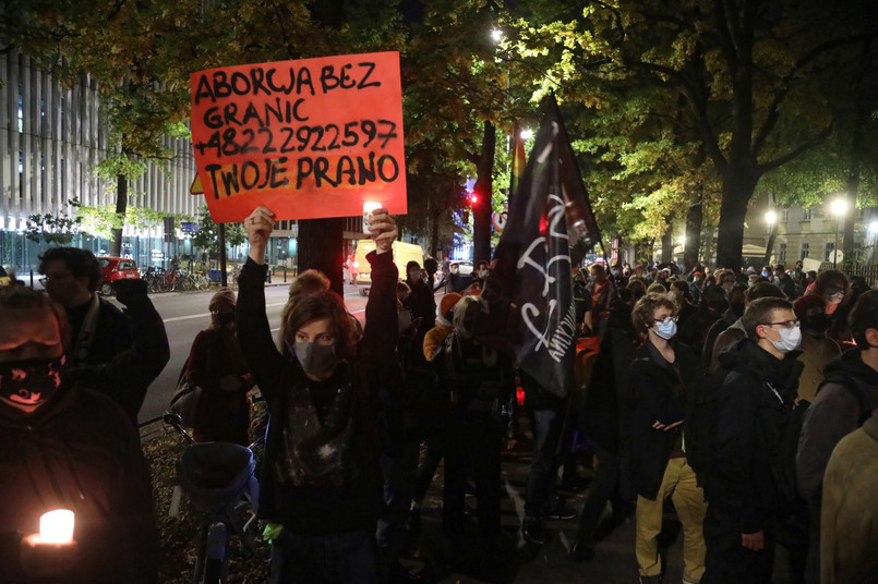 W Warszawie zakończył się protest przeciwko wyrokowi TK ws. aborcji