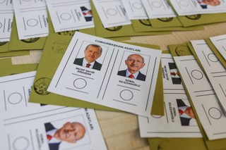 Erdogan czy Kilicdaroglu? W Turcji rozpoczęła się druga tura wyborów prezydenckich