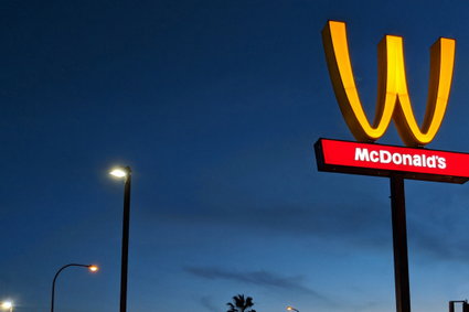 McDonald's i MTV odwróciły swoje loga. Firmy chciały w ten sposób przekazać coś ważnego