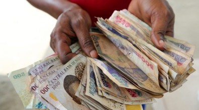 Naira drops by 0.11% at Investors, Exporters window