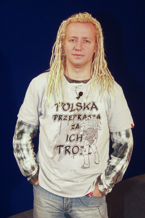 Robert Leszczyński podczas nagrywania programu "Idol" (2003)