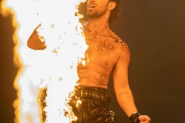 Zaboravite na Damijana, Evrovizija je iznedrila NOVOG NAJBOLJEG FRAJERA EVROPE: Na sceni ZVERINA, a van nje STIDLJIVA MACA - on za to 'KRIVI' HOROSKOP