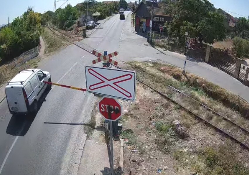 U Železniku učestalo zaobilaženje spuštenih branika