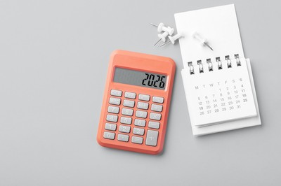 Odpis na ZFŚS w 2026 r.: jaką kwotę przyjąć jako podstawę i w jakim terminie skorygować plan finansowy