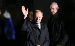 Czy immunitet Tuska chroni go przed przesłuchaniem? Ekspert wyjaśnia