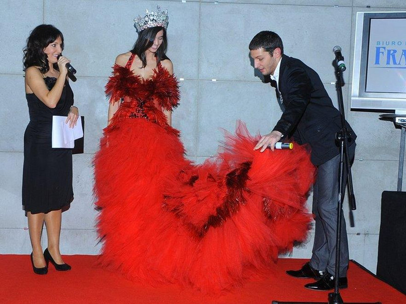 Miss Polski w sukni projektu Minge w Chinach