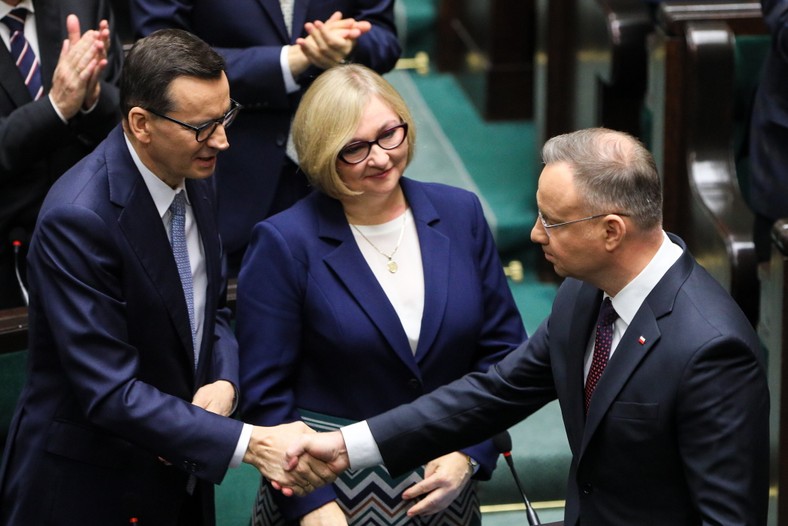 Od lewej Mateusz Morawiecki, Barbara Bartuś i Andrzej Duda