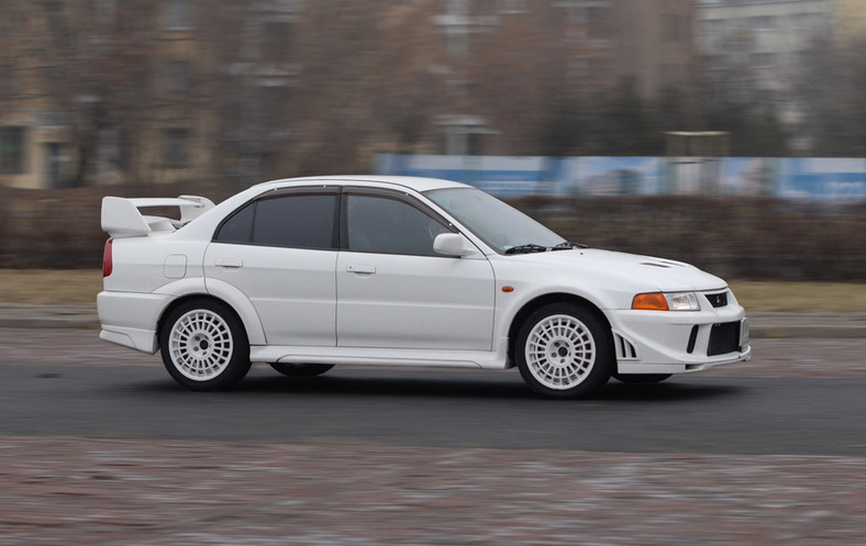 Mitsubishi Lancer Evo VI: EVOlucje na czterech kołach