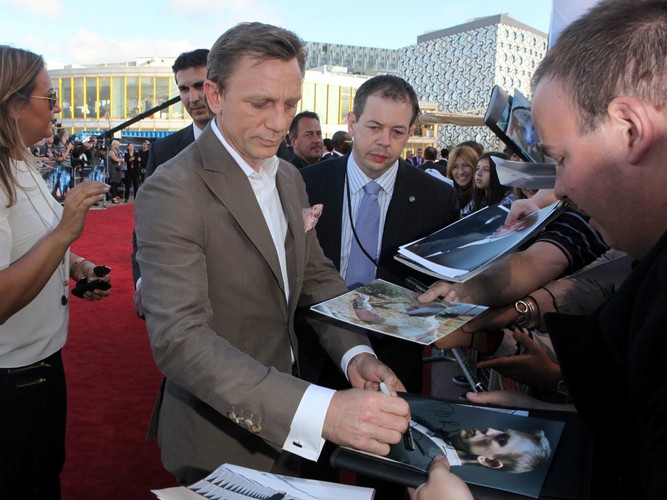 Daniel Craig