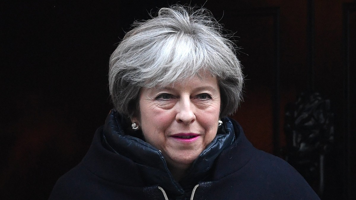 Brytyjska premier Theresa May powołała wiceminister ds. cyfrowych, kultury, mediów i sportu Tracey Crouch na stanowisko pełnomocnika rządu ds. walki z samotnością. Według statystyk aż 9 mln Brytyjczyków regularnie czuje się samotnie.