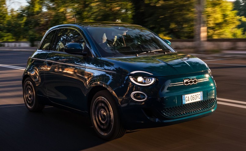 Fiat 500e la Prima