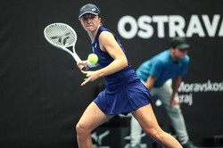 Świątek wciąż na czele rankingu WTA, awans Rybakin na czwarte miejsce