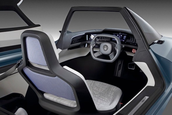 A oto kilka szczegółów… Jednostka TDI, silnik elektryczny i 7-biegowa DSG umieszczone są z tyłu - zdaniem konstruktorów tworzą razem najoszczędniejszy napęd hybrydowy na świecie