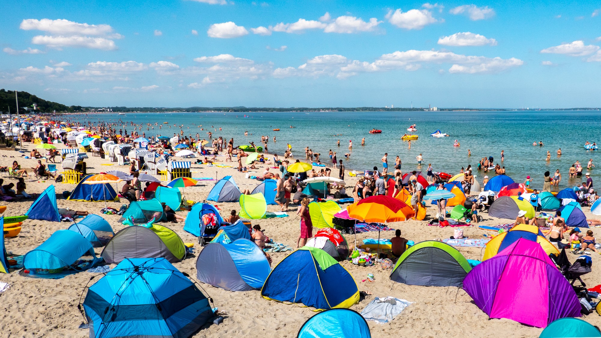 Pláž v nemeckej obci Timmendorfer Strand. (ilustračné foto)