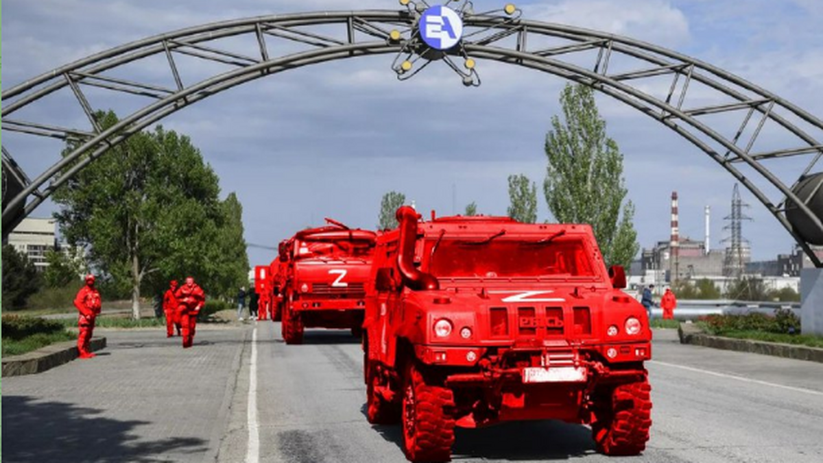  Enerhoatom: Rosjanie wwieźli nowy sprzęt wojskowy na teren Zaporoskiej Elektrowni Atomowej