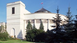 pierwszy polityczny sondaż w 2026 r. ko wygrywa wybory, ale inni depcz