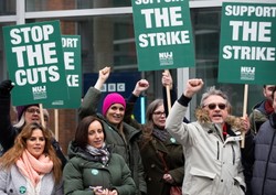 Fala strajków w Wielkiej Brytanii. Lekarze, nauczyciele, urzędnicy i pracownicy metra