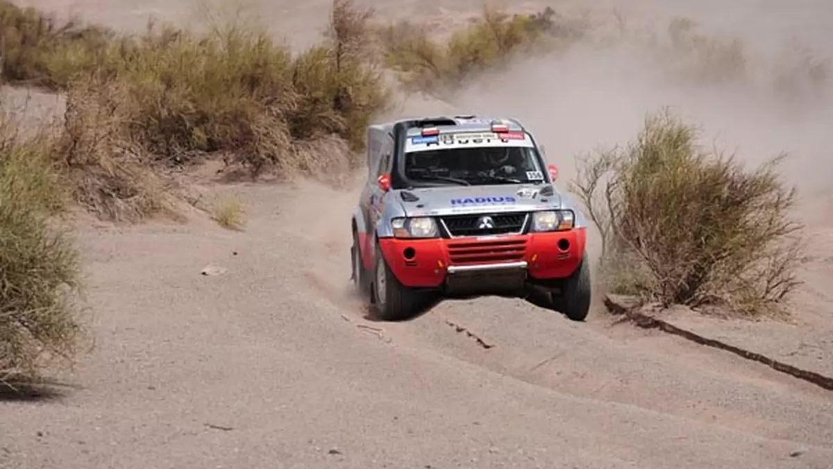 Rajd Dakar 2010: R-SIXTEAM jedzie konsekwentnie i rozważnie