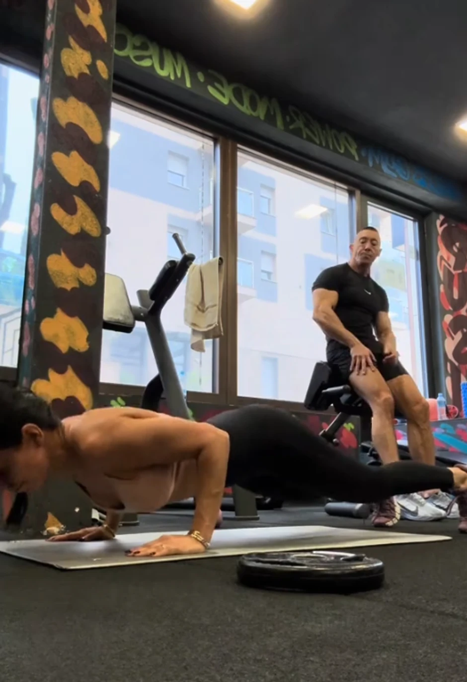 Edita trenira sa dečkom