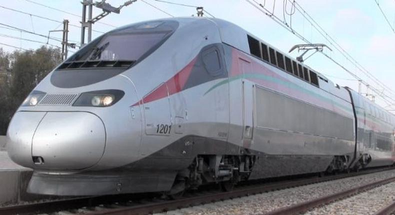 6 amazing things you need to know about the fastest train in Africa