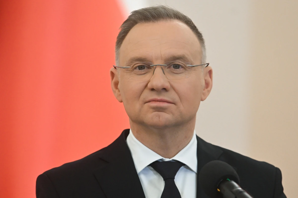 Prezydent Andrzej Duda w Kanale Zero. Transmisja online