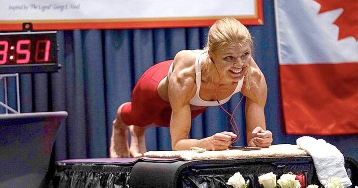Watch This Woman Set a New World Record for the Longest Plank Hold
